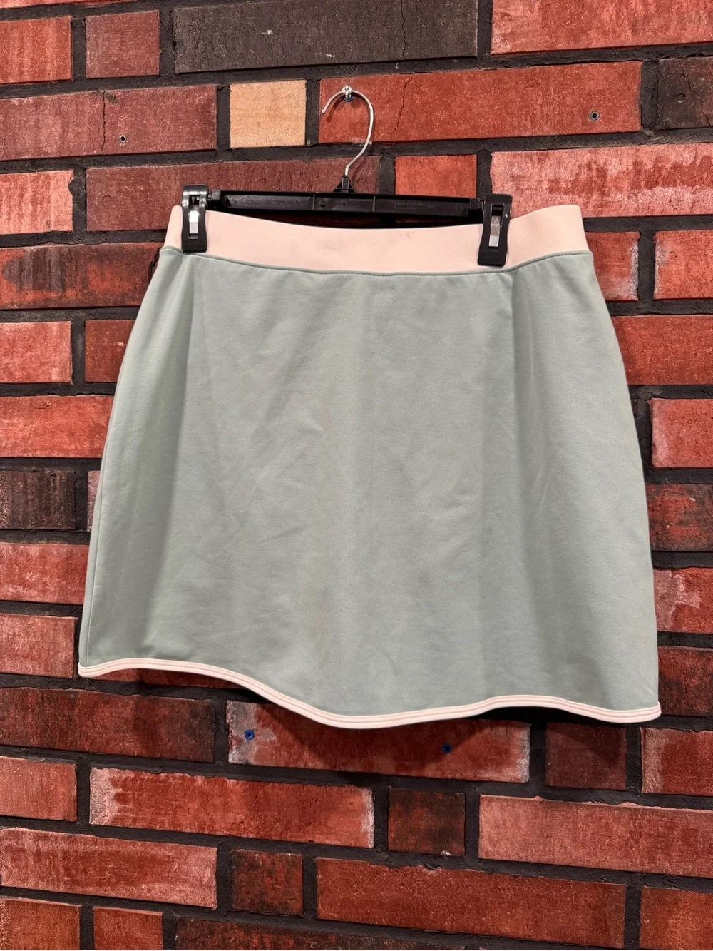 alo yoga Airbrush Streamlined Skirt